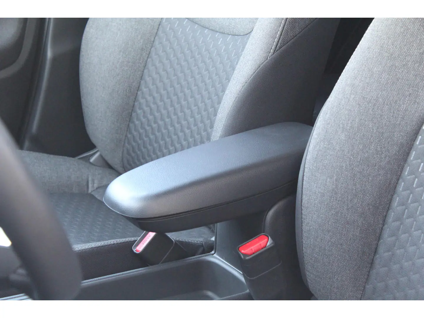 Toyota Yaris Cross 9
